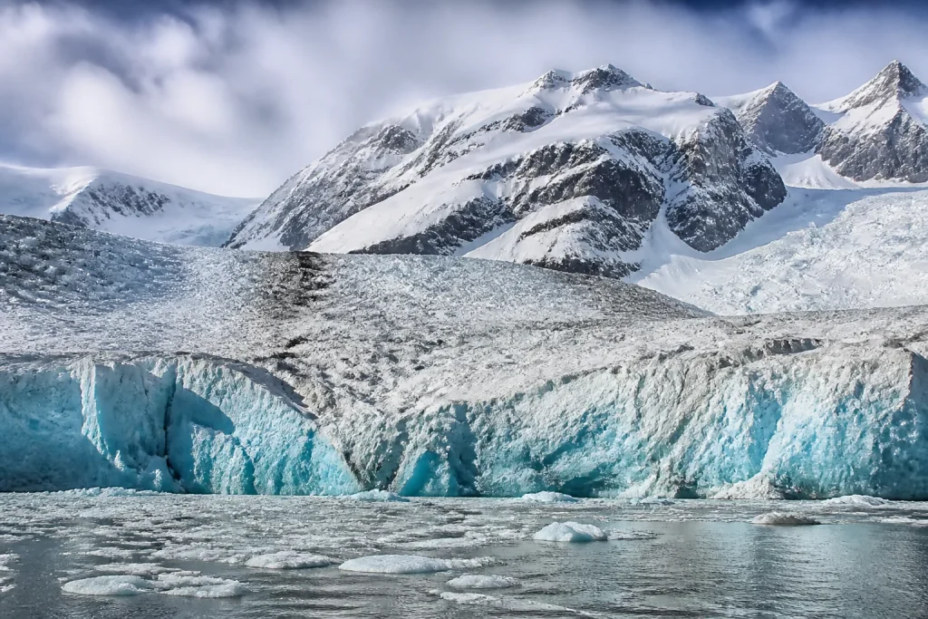 Glaciers fondant malgre les chutes de neige abondantes