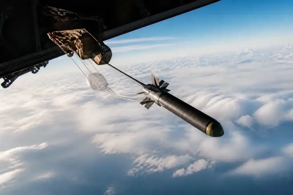 Fusée largée depuis avion cargo en altitude